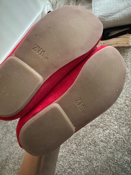 Zara Red Girls Ballet Flat with Elastic Strap - Picture 3 of 3